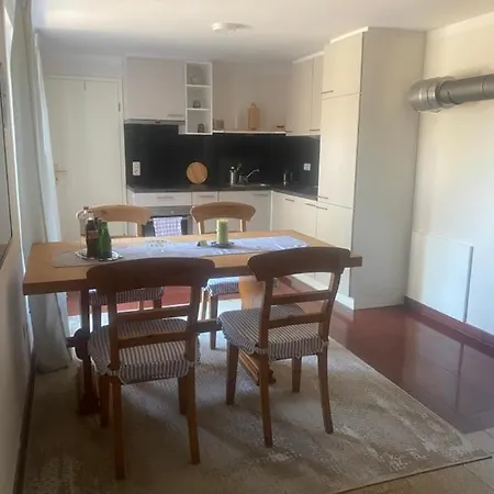 Apartment Moderne Grosszuegige Souterrainwohnung Zarrentin Gallin Schaalsee Wald Wasser *